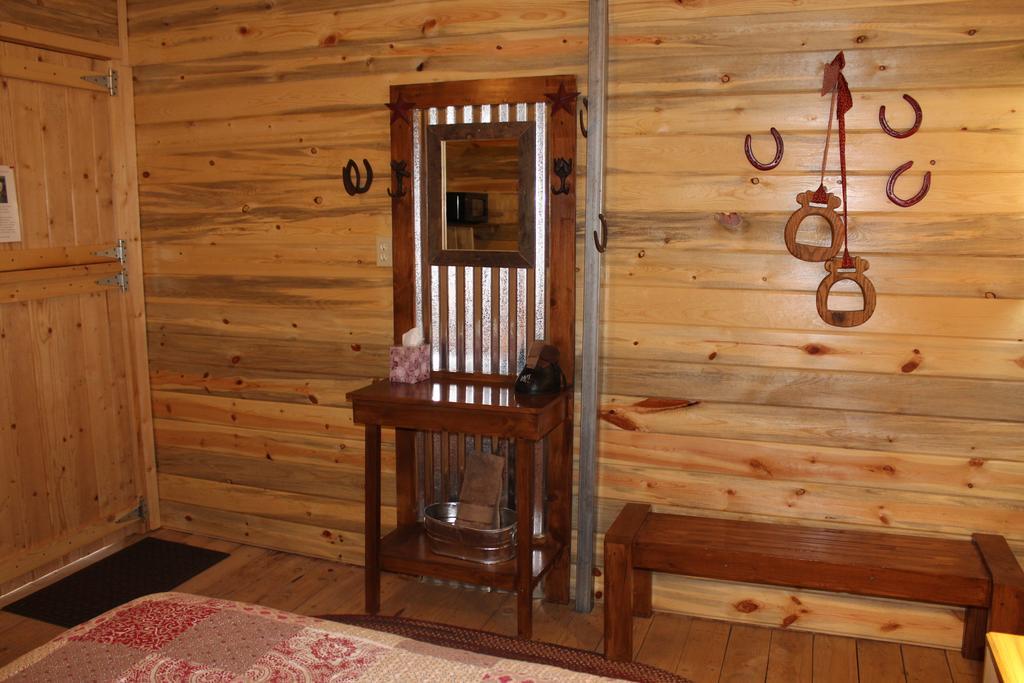 Silver Cabin In The Western Barn Monticello Zewnętrze zdjęcie
